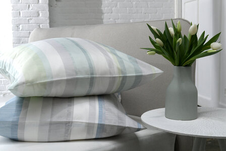 Scandi Stripe aqua en jeans