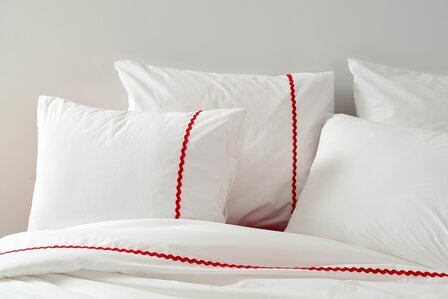 Wavy red Percale