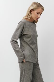 Aruelle Davina set