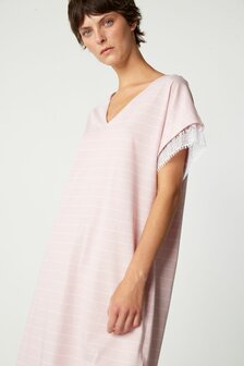 Nachtjurk Iara roze Pluto