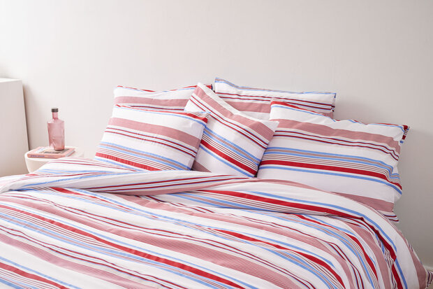 Yara rood satin